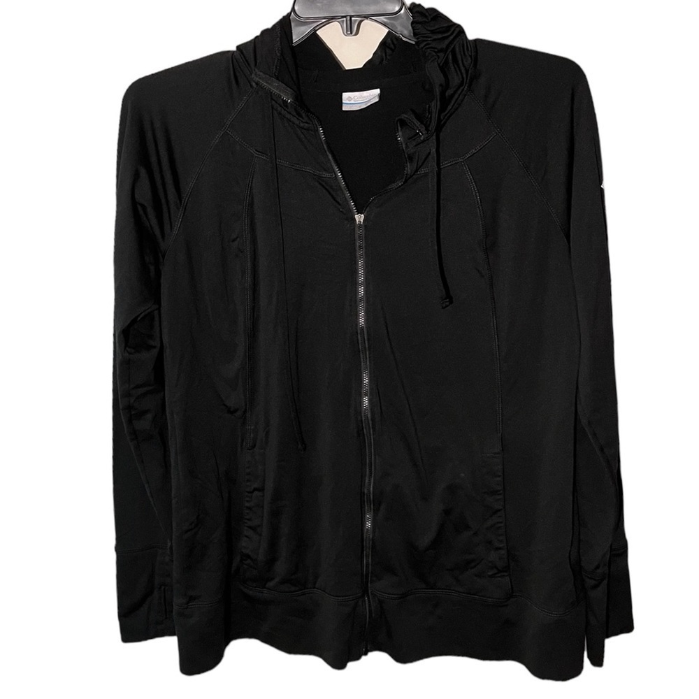 Columbia Women’s Lightweight Zip Up Hooded Jacket With Thumb Holes